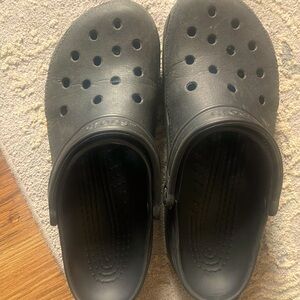Men’s Crocs size 11